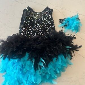 Adorable jazz costume —would be perfect for a solo